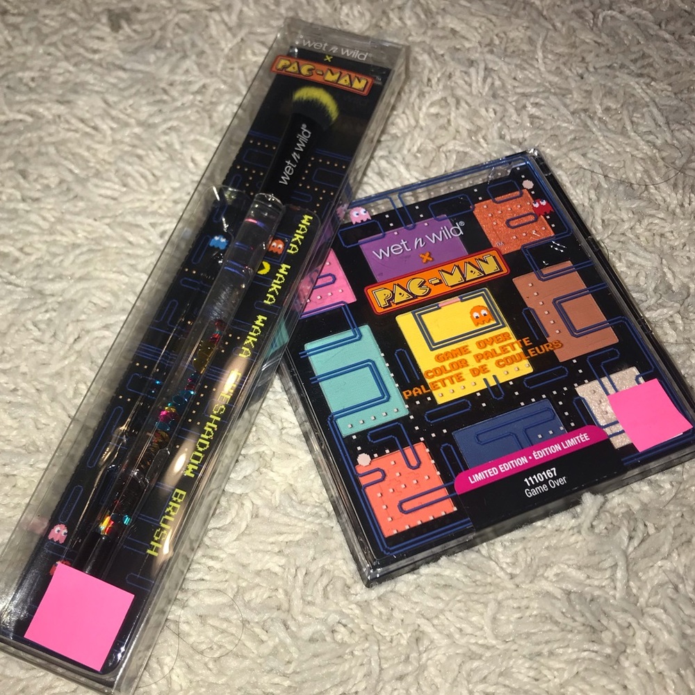 Wet & wild - Pac-Man limited edition collection